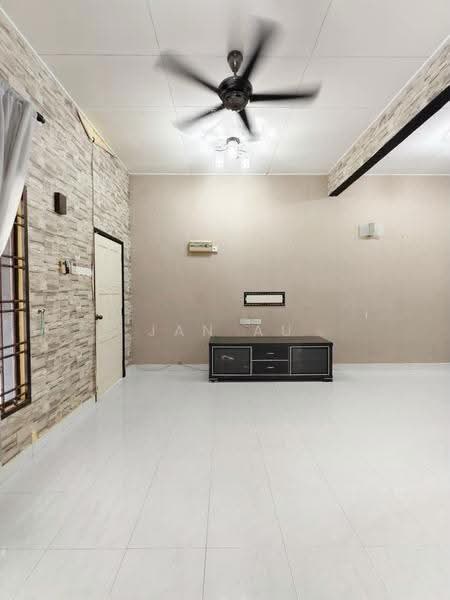 1-storey Terraced House for Sale in Taman Seri Austin (Tebrau) - JAN AU - Living Room - PropertyGuru.com.my