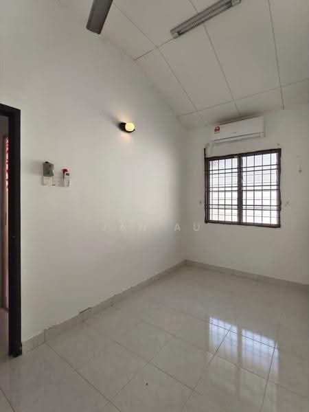 1-storey Terraced House for Sale in Taman Seri Austin (Tebrau) - JAN AU - Interior - PropertyGuru.com.my