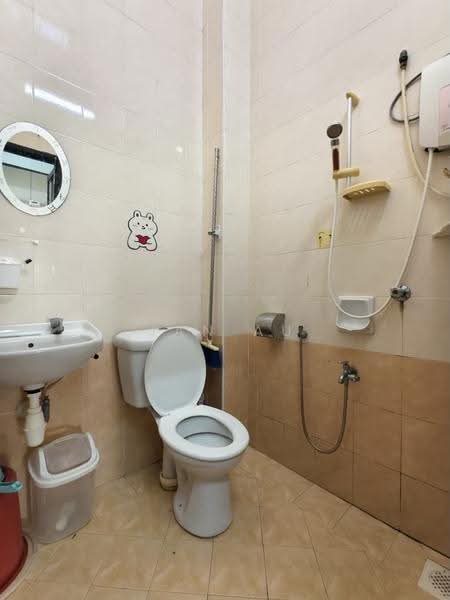1-storey Terraced House for Sale in Taman Seri Austin (Tebrau) - JAN AU - Bathroom - PropertyGuru.com.my