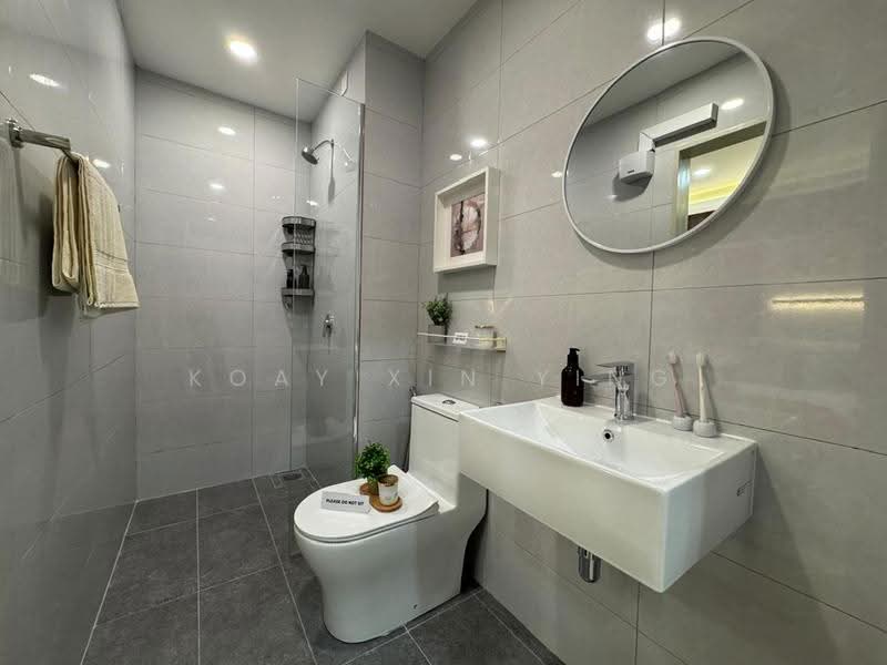 Service Residence for Sale at Pinnacle Bukit Gambier - Koay Xin Ying - Bathroom - PropertyGuru.com.my