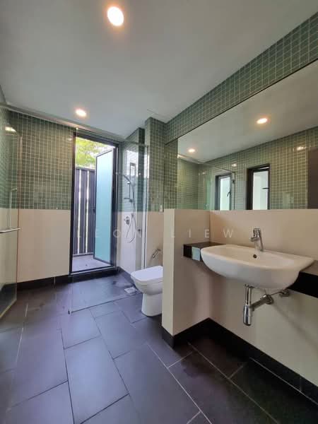 Rumah Teres 3-Tingkat untuk Dijual di Desa Parkcity (Kuala Lumpur) - Leon Liew - Bathroom - PropertyGuru.com.my