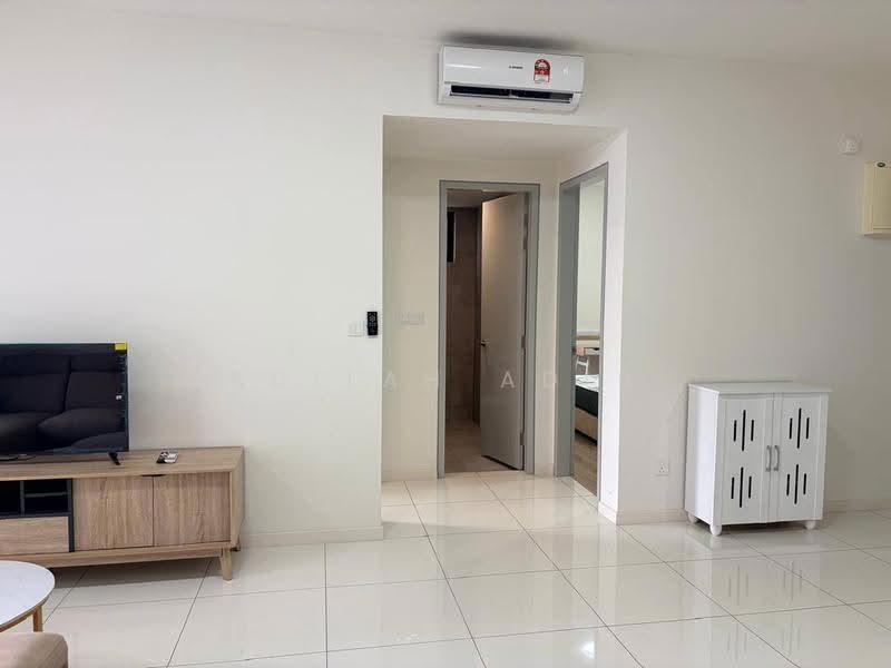 Kediaman Servis untuk Disewa di Emerald 9 - Adilah Adib - Living Room - PropertyGuru.com.my