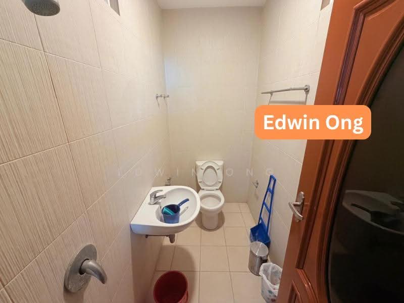 Condominium for Sale at Skyhome - Edwin Ong - Bathroom - PropertyGuru.com.my