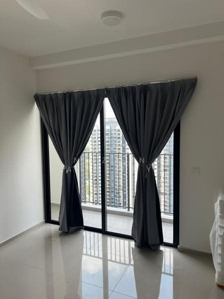 Kediaman Servis untuk Disewa di Hana @ Eco Ardence - Nazrin Affendy - Balcony - PropertyGuru.com.my