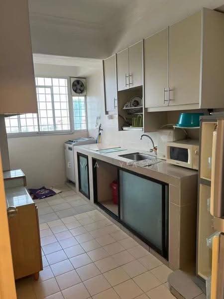 Kondominium untuk Dijual di Pelangi Indah Condominium - Eva Yap - PropertyGuru.com.my