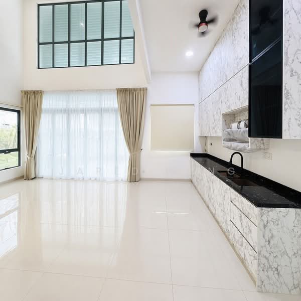 Bungalow House untuk Disewa di Astonia , Sejati Residence (Cyberjaya) - Jared Wong - Living Room - PropertyGuru.com.my