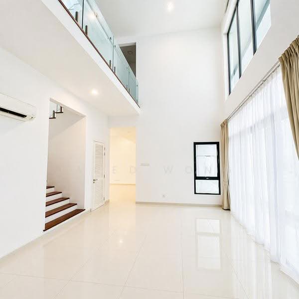 Bungalow House untuk Disewa di Astonia , Sejati Residence (Cyberjaya) - Jared Wong - Living Room - PropertyGuru.com.my