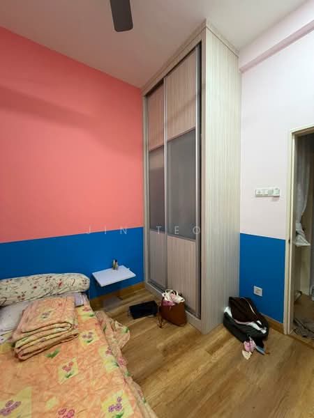 Kondominium untuk Dijual di Fairway Suites - Jin Teok - Bedroom - PropertyGuru.com.my