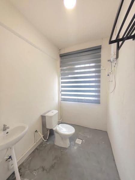 2-storey Terraced House for Rent in Taman Mount Austin (Tebrau) - Iwen Yap - Bathroom - PropertyGuru.com.my