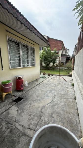 Semi-Detached House for Sale in Taman Bukit Intan (Sri Petaling) - Naomie Tan - Exterior - PropertyGuru.com.my