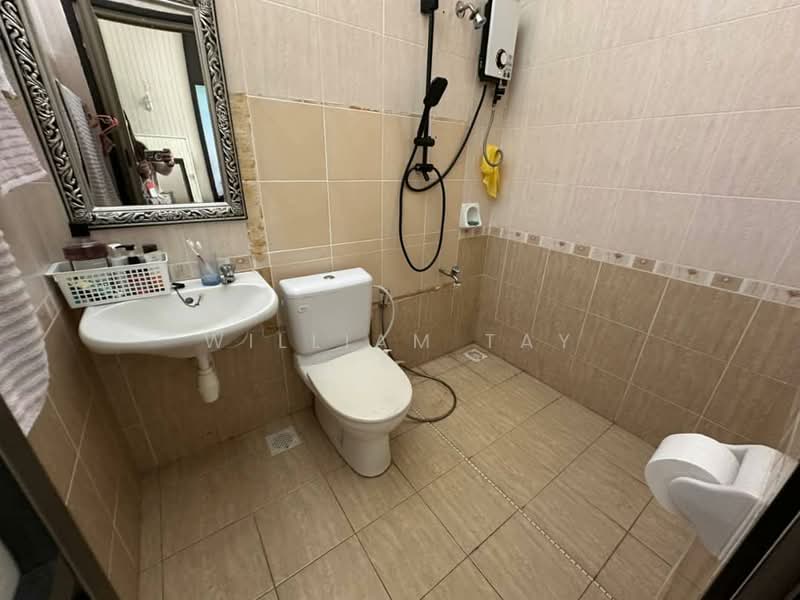 Semi-Detached House for Sale in Taman Impian Emas (Skudai) - William Tay - Bathroom - PropertyGuru.com.my