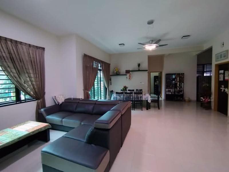Rumah Berkembar untuk Dijual di Taman Nusa Idaman (Iskandar Puteri (Nusajaya)) - William Tay - Living Room - PropertyGuru.com.my