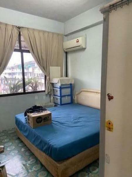 Flat for Sale at Kampar Mansion - Rex Tung - Bedroom - PropertyGuru.com.my