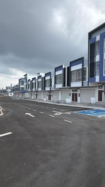 Shop for Rent in Pasir Gudang (Johor) - Jasper Gwee - Exterior - PropertyGuru.com.my