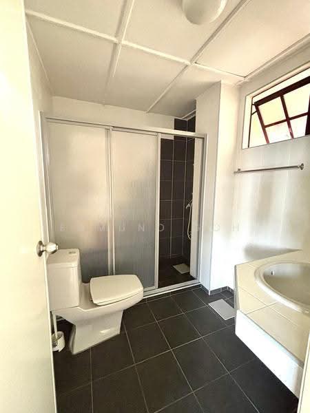 Kondominium untuk Dijual di Astana Damansara - Edmund Goh - Bathroom - PropertyGuru.com.my