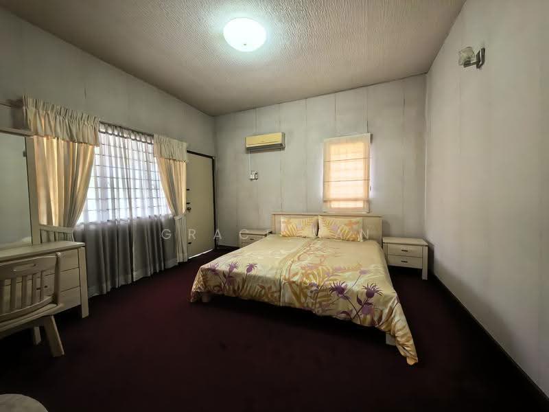 Rumah Teres 2-Tingkat untuk Dijual di SS 24, Taman Megah (Petaling Jaya) - Grace Tan - Bedroom - PropertyGuru.com.my