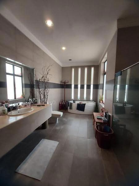 Bungalow House untuk Dijual di Taman Gembira (Jalan Klang Lama (Old Klang Road)) - LOW WK - Bathroom - PropertyGuru.com.my