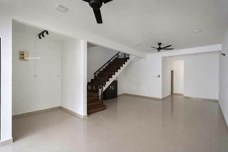 Terraced House for Rent in Bandar Bukit Raja (Klang) - Elly Tan - Living Room - PropertyGuru.com.my