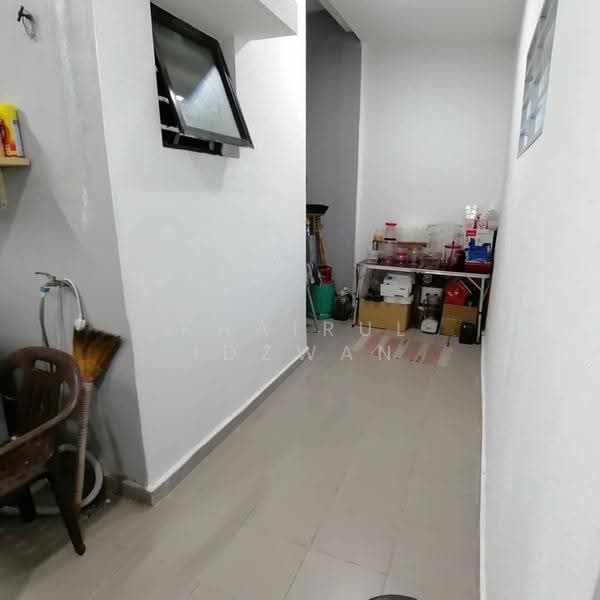 2-storey Terraced House for Sale in Nilai Impian (Nilai) - Khairul Idzwan - Corridor - PropertyGuru.com.my