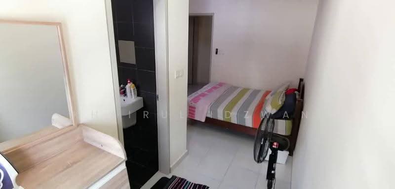 2-storey Terraced House for Sale in Nilai Impian (Nilai) - Khairul Idzwan - Bedroom - PropertyGuru.com.my