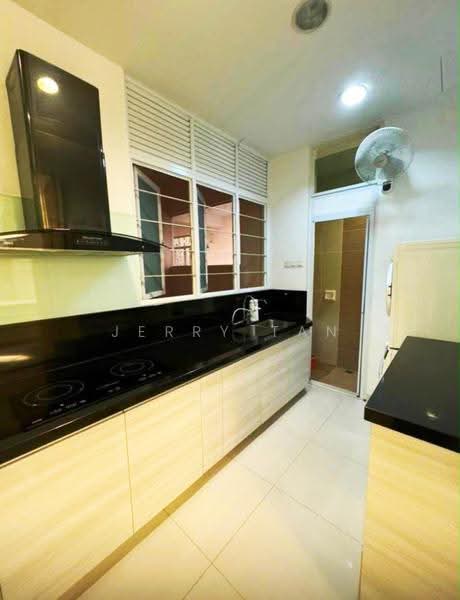 Condominium for Rent at Marinox Sky Villas - Jerry Tan - Kitchen - PropertyGuru.com.my