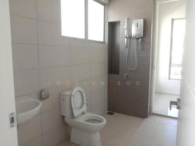 Rumah Teres 2-Tingkat untuk Dijual di Tropicana Heights (Kajang) - Jocelyn Soo - Bathroom - PropertyGuru.com.my