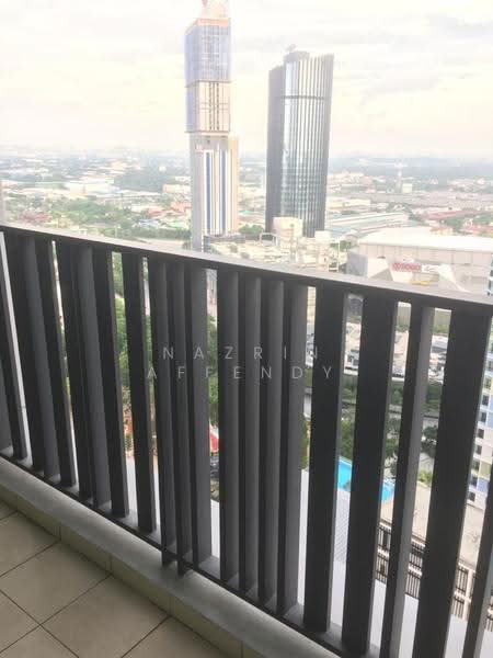 Townhouse for Rent in I-City (Shah Alam) - Nazrin Affendy - Balcony - PropertyGuru.com.my