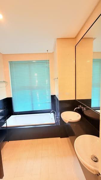 Rumah Teres 3-Tingkat untuk Dijual di Seri Tanjung Pinang (Tanjung Tokong) - Sharon Lee - Bathroom - PropertyGuru.com.my