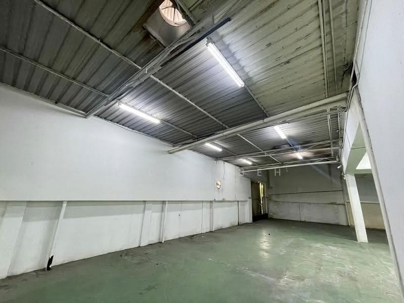 Semi-D Factory for Sale in Taman Perindustrian Puchong (Puchong) - Marcus Beh - Interior - PropertyGuru.com.my