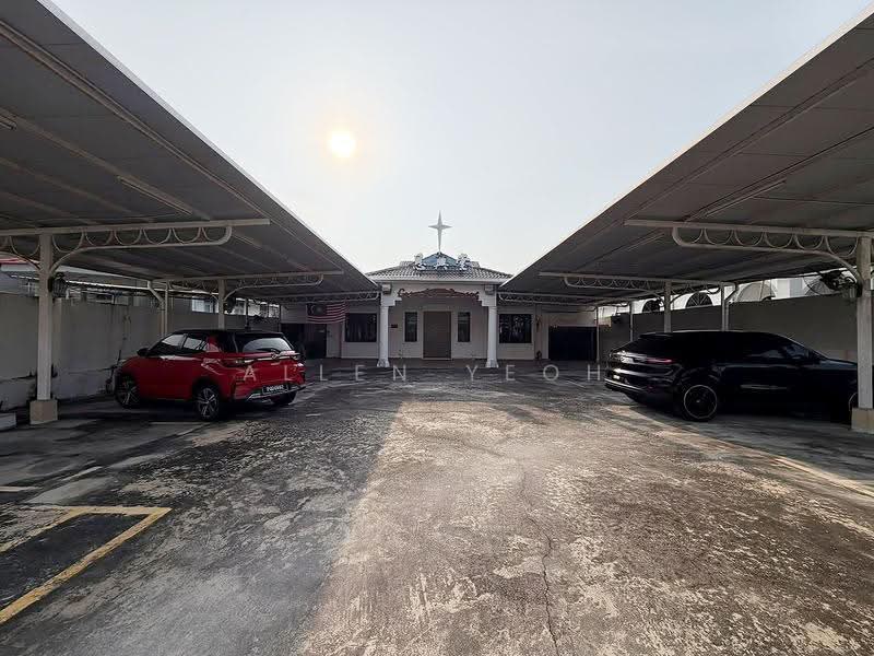 Bungalow House untuk Dijual di Ayer Itam (Penang) - Allen Yeoh - Car Park - PropertyGuru.com.my