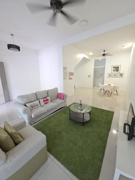 Rumah Teres 2-Tingkat untuk Dijual di Sungai Petani (Kedah) - Azura Ghani - Living Room - PropertyGuru.com.my