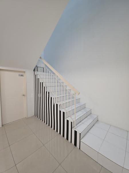 Rumah Teres 2-Tingkat untuk Dijual di Sungai Petani (Kedah) - Azura Ghani - Corridor - PropertyGuru.com.my