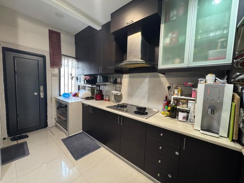Rumah Teres 2-Tingkat untuk Dijual di Taman Setia Indah (Tebrau) - Shanice Tan - Kitchen - PropertyGuru.com.my