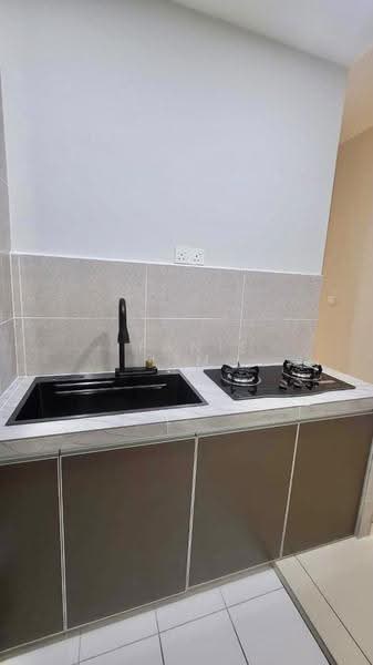 Kondominium untuk Disewa di The Clovers - Jeanie Lim - Kitchen - PropertyGuru.com.my