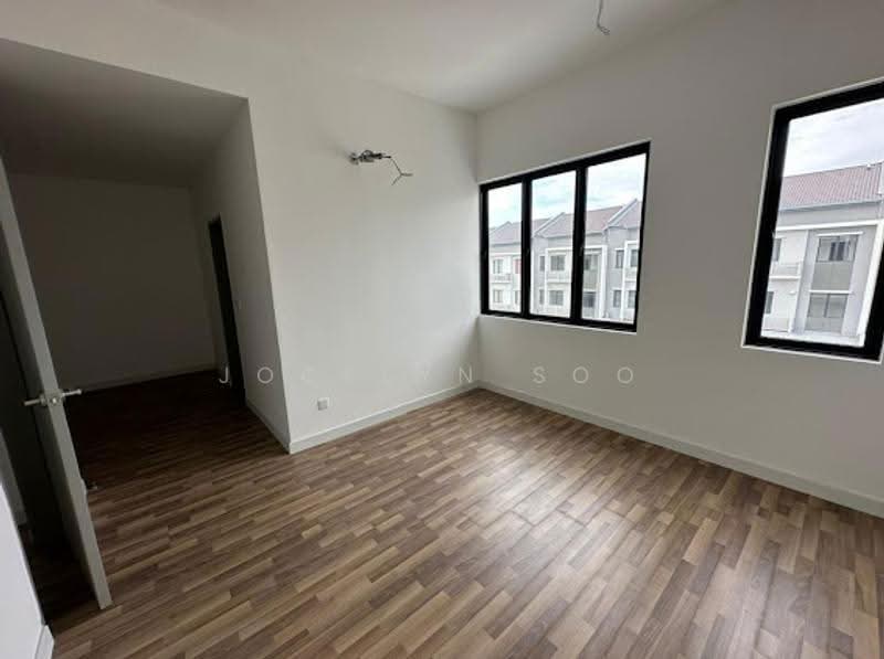 Rumah Teres 3-Tingkat untuk Dijual di Tropicana Heights (Kajang) - Jocelyn Soo - PropertyGuru.com.my