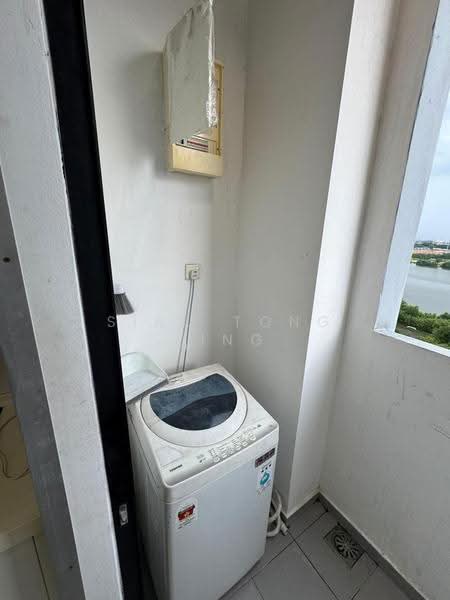 Kediaman Servis untuk Disewa di Wave @ Marina Cove - Siau Tong Ling - Balcony - PropertyGuru.com.my