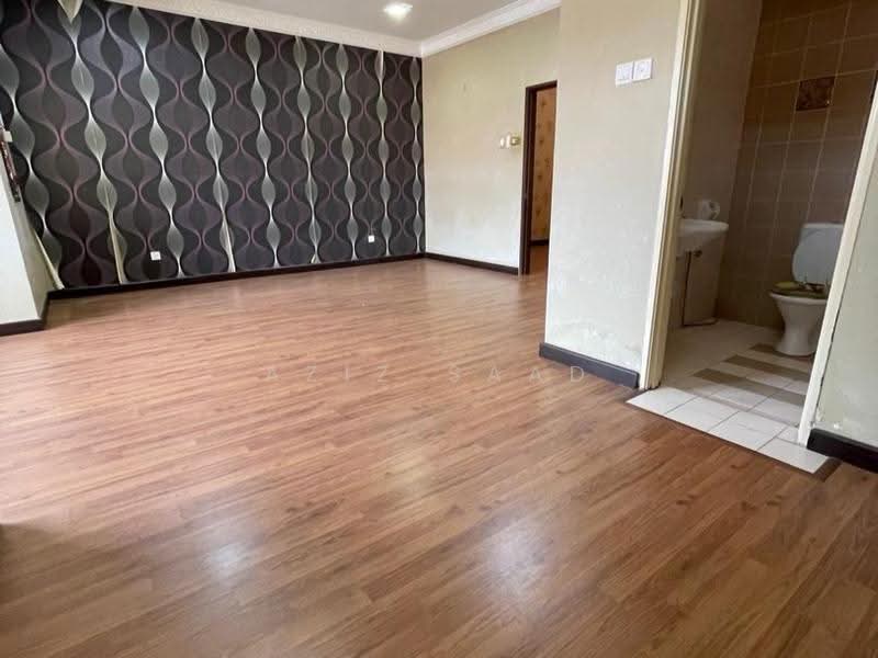 2-storey Terraced House for Sale in Denai Alam (Shah Alam) - Aziz Saad - Interior - PropertyGuru.com.my