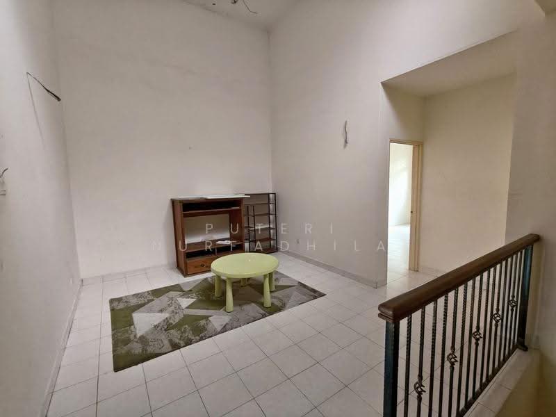 2-storey Terraced House for Sale in Kota Warisan (Sepang) - Puteri Nurfadhila - Living Room - PropertyGuru.com.my