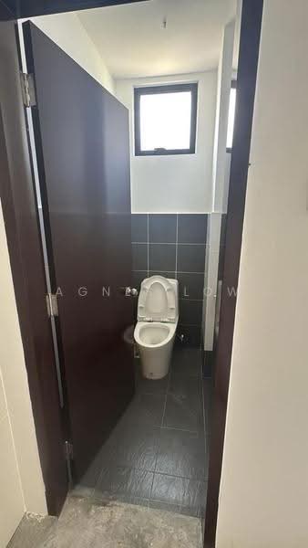 Shop for Rent in Kota Masai (Pasir Gudang) - Agnes Low - Bathroom - PropertyGuru.com.my