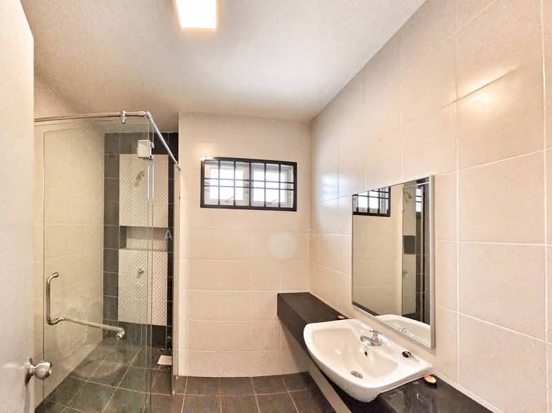 2-storey Terraced House for Sale in Taman Nusa Idaman (Iskandar Puteri (Nusajaya)) - Alice Goh - Bathroom - PropertyGuru.com.my