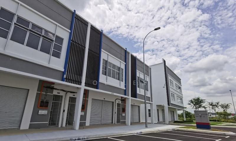 Shop / Office untuk Dijual di Bandar Indahpura (Kulai) - Zoe Lee - Exterior - PropertyGuru.com.my