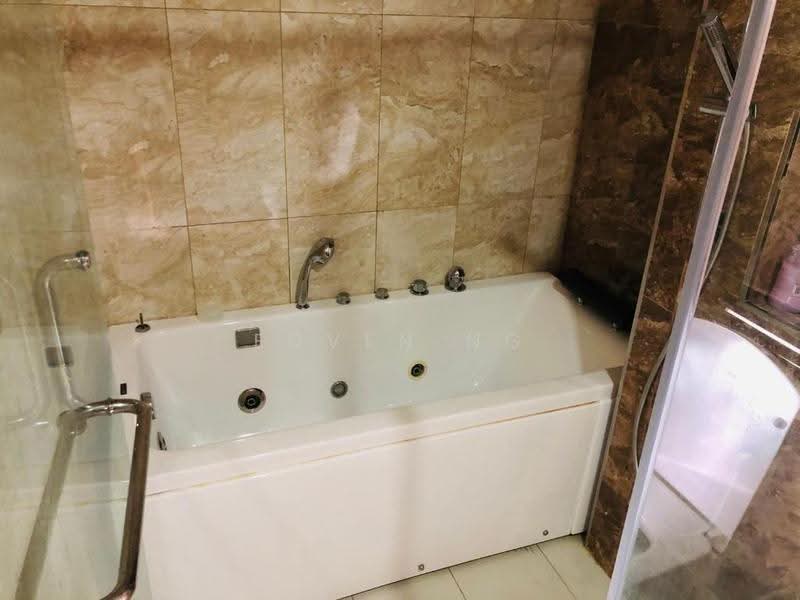 Service Residence for Sale at Wave @ Marina Cove - Edven Ng - Bathroom - PropertyGuru.com.my