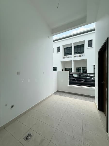 Rumah Teres 2-Tingkat untuk Dijual di Johor Bahru (Johor) - Vera Chang - Exterior - PropertyGuru.com.my