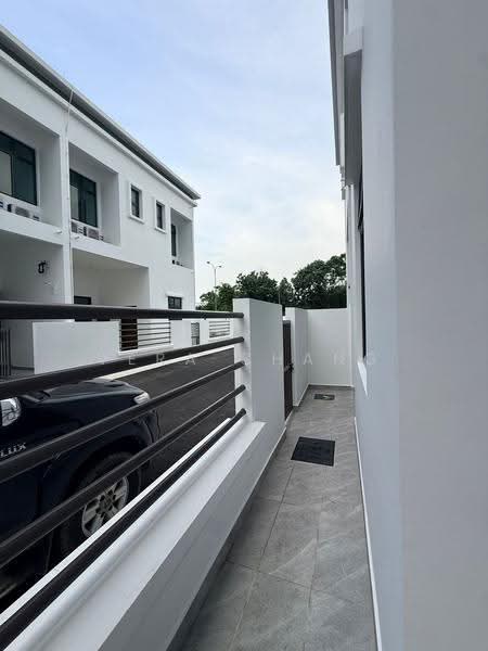 Rumah Teres 2-Tingkat untuk Dijual di Johor Bahru (Johor) - Vera Chang - Exterior - PropertyGuru.com.my
