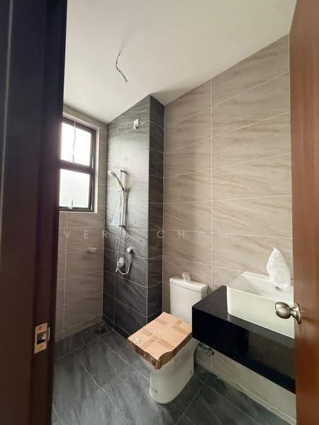 Rumah Teres 2-Tingkat untuk Dijual di Johor Bahru (Johor) - Vera Chang - Bathroom - PropertyGuru.com.my