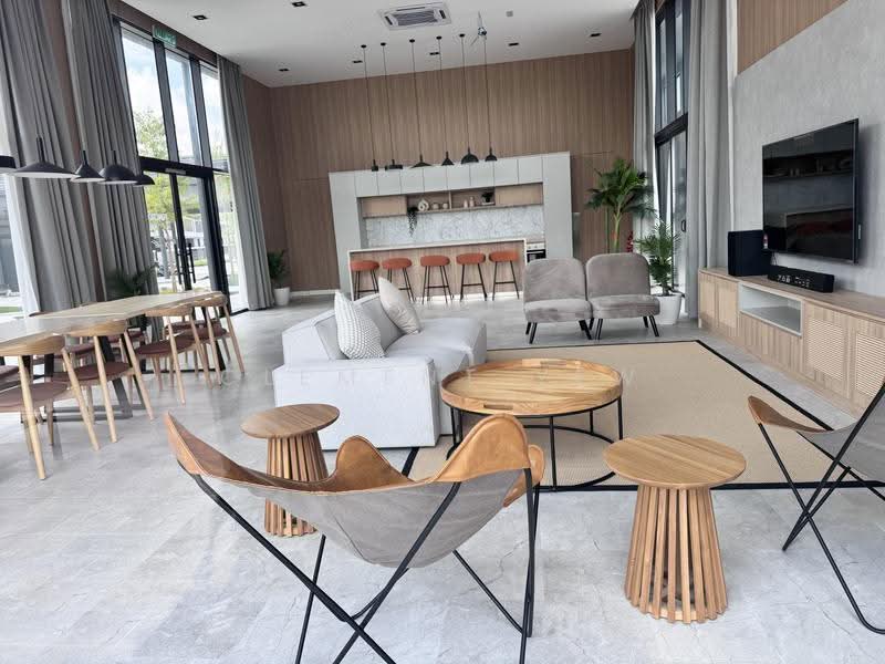 Townhouse for Rent in Eco Ardence (Setia Alam) - Clement Yew - Living Room - PropertyGuru.com.my
