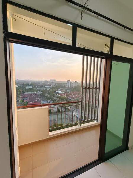 Service Residence for Rent at Jentayu Residensi @ Tampoi - Stephanie Yap - PropertyGuru.com.my
