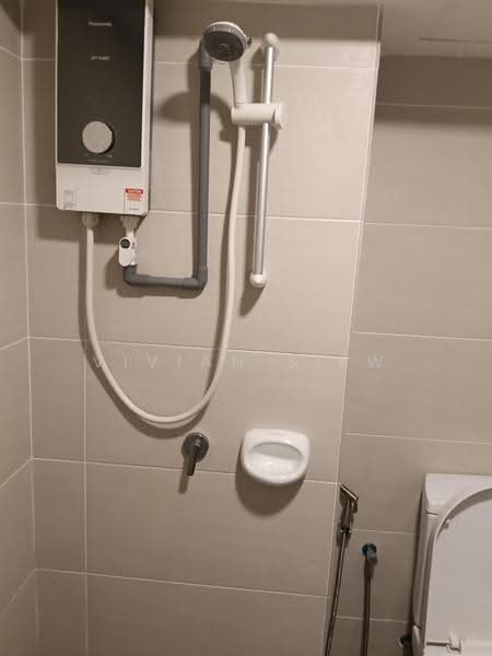 Pejabat untuk Disewa di Kelana Jaya (Petaling Jaya) - Vivian Siew - Bathroom - PropertyGuru.com.my