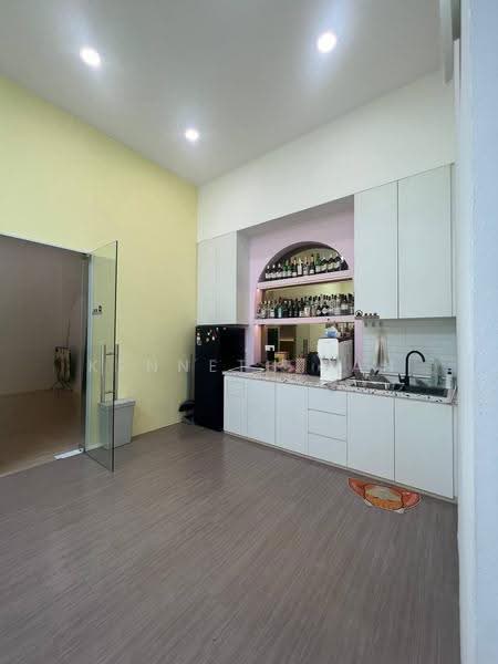 Shop / Office untuk Dijual di Taman Ekoflora (Johor Bahru) - Kenneth Tan - PropertyGuru.com.my