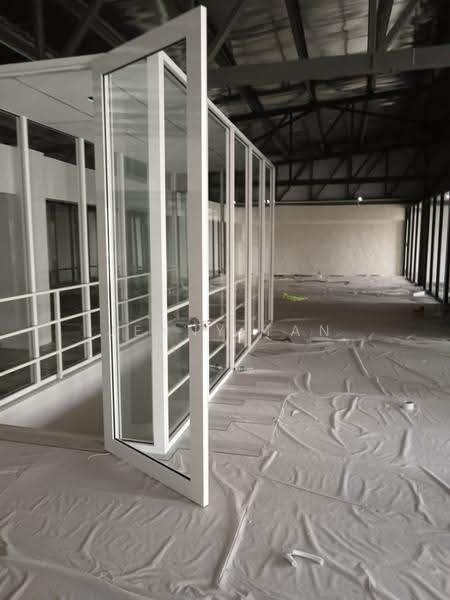 Warehouse for Rent in Puchong (Selangor) - Jenny Tan - Interior - PropertyGuru.com.my